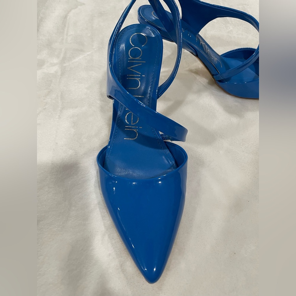 Calvin Klein Electric Blue Patent Heels Sz 8 - Picture 1 of 4